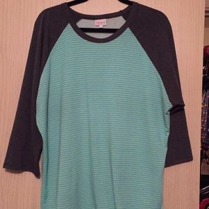 2xl LuLaRoe Randy baseball tee